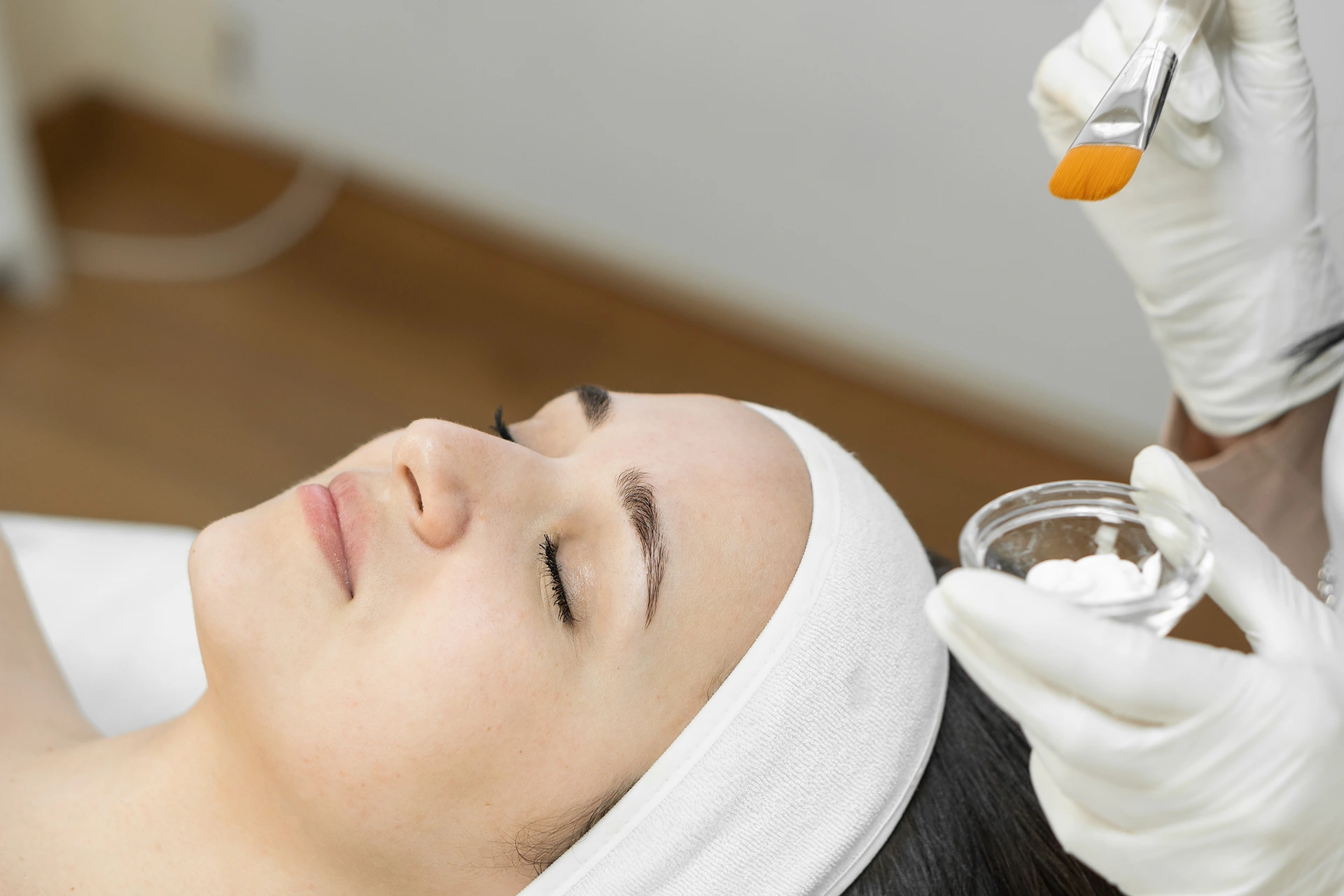 Chemical Peel with BioRePeelCl3®: The No-Downtime Peel